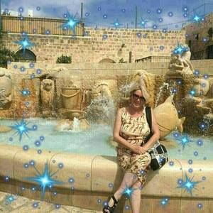 Meet your Posher, Helen